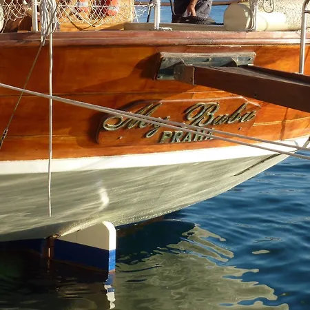 Botel Mybubu Boat&breakfast *